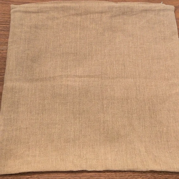 Beautiful Linen Accent Pillow cover - Picture 5 of 8